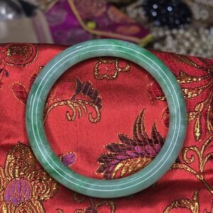 Natural Green Jadeite Bangle Bracelet Size 7